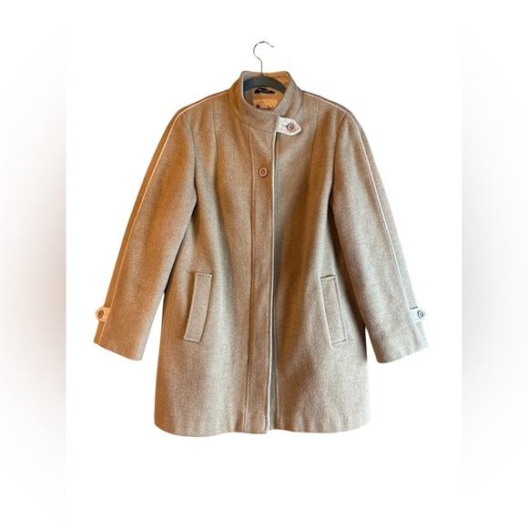 VINTAGE Italian coat, medium - Picture 3 of 12